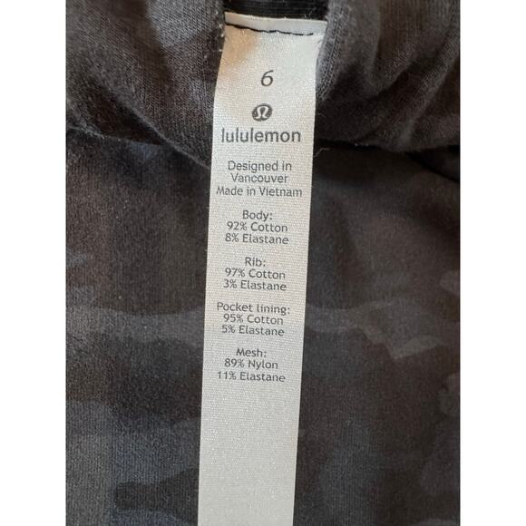 Lululemon Scuba Camo Pullover Hoodie Thumbholes Size 6 - Picture 5 of 6